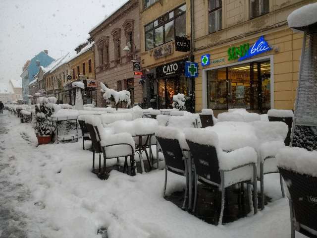 Brasov during winter - pic Annie Makoff - I go Romania